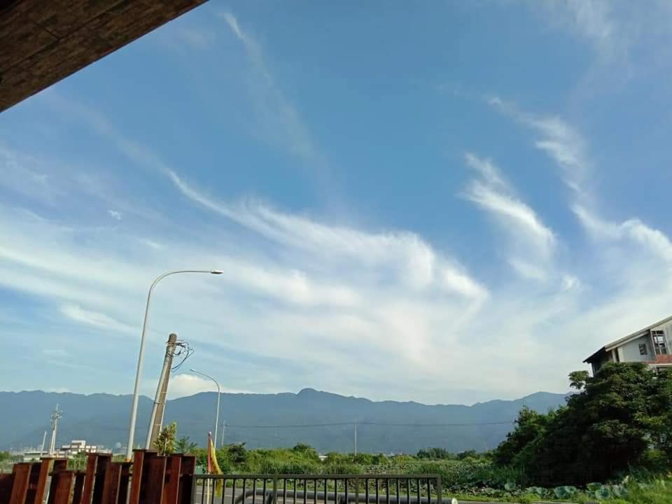 Yu Hai B&B Jiaoxi Bagian luar foto