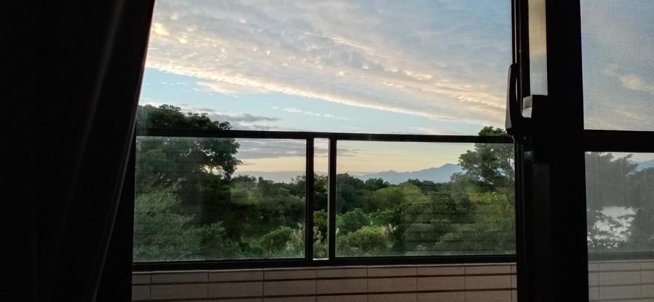 Yu Hai B&B Jiaoxi Bagian luar foto